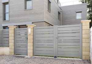 kostum aluminium contemporain portail battant portillon ajoure spas 7039 gache electrique reprise