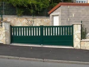 kostum aluminium contemporain portail coulissant semi plein argoat 6009 FS