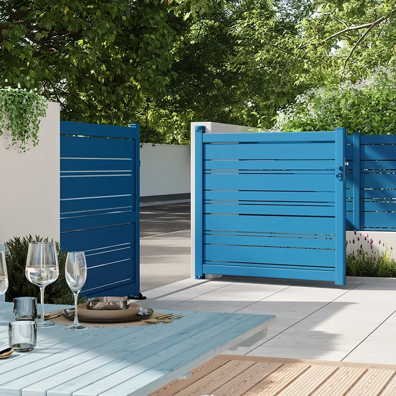 Portail automatique bleu, marque Kostum